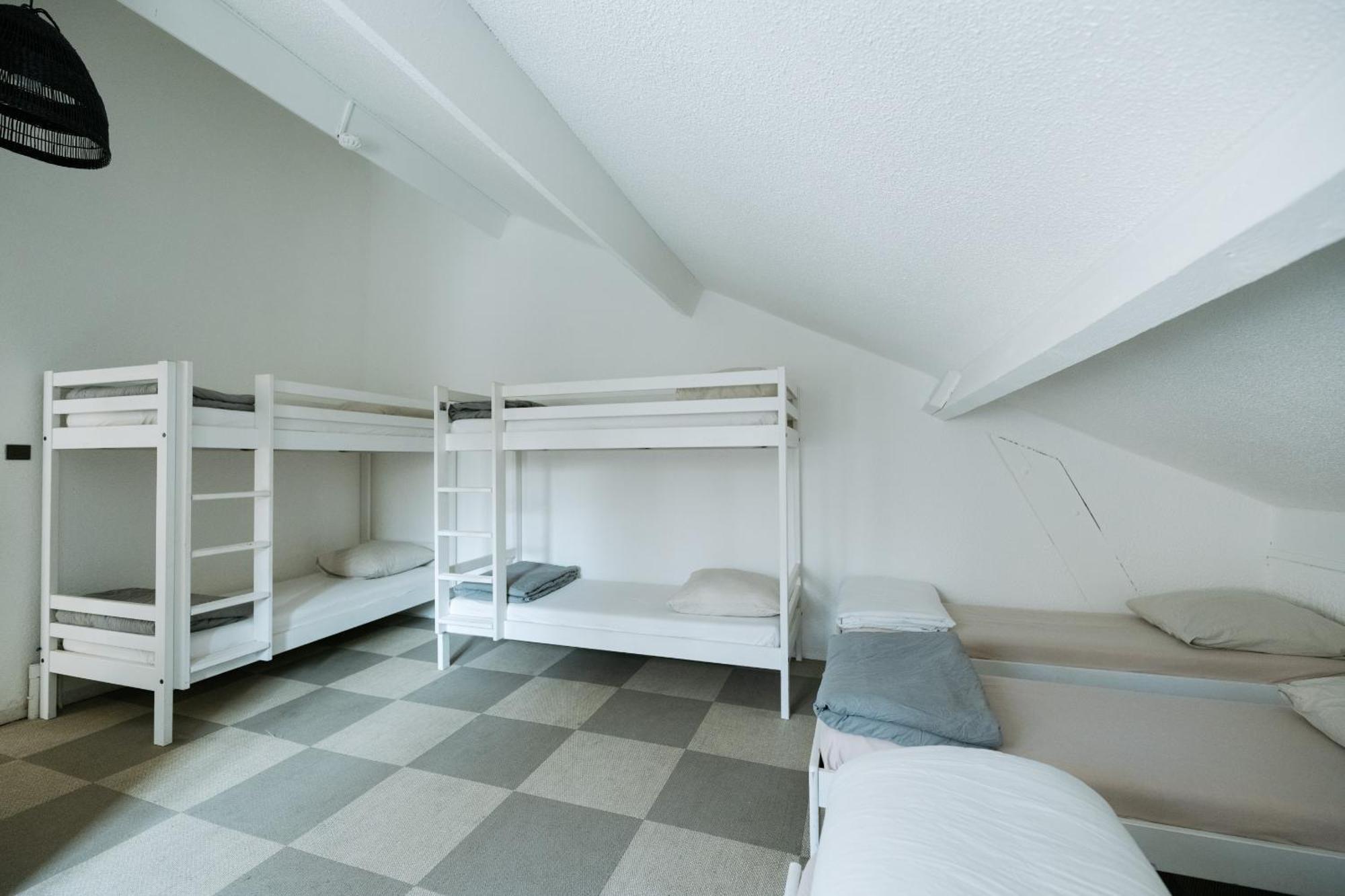 La Donaclaudre - Hebergement De Groupe En Pleine Nature, Ideal Pour Tous Vos Sejours ! 63 Couchages - 2 Grandes Salles - Salle De Jeux - Cuisine Professionnelle - Accessible Facilement - Localisation Attractive -Proche Paris & Disney Saint-Augustin  Экстерьер фото